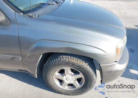 2005 Chevrolet Trailblazer Ls from USA, damaged, VIN 1GNDS13S452116481